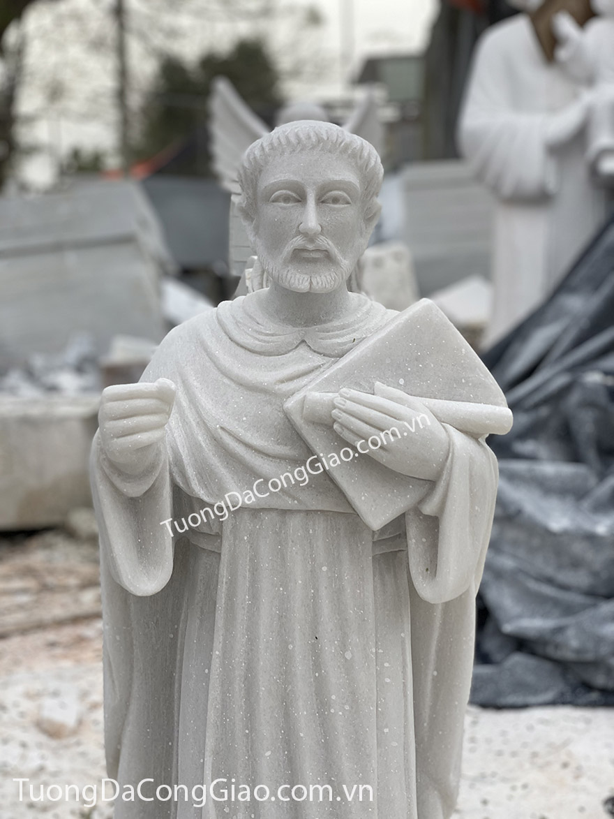 tượng thánh đa minh bằng đá