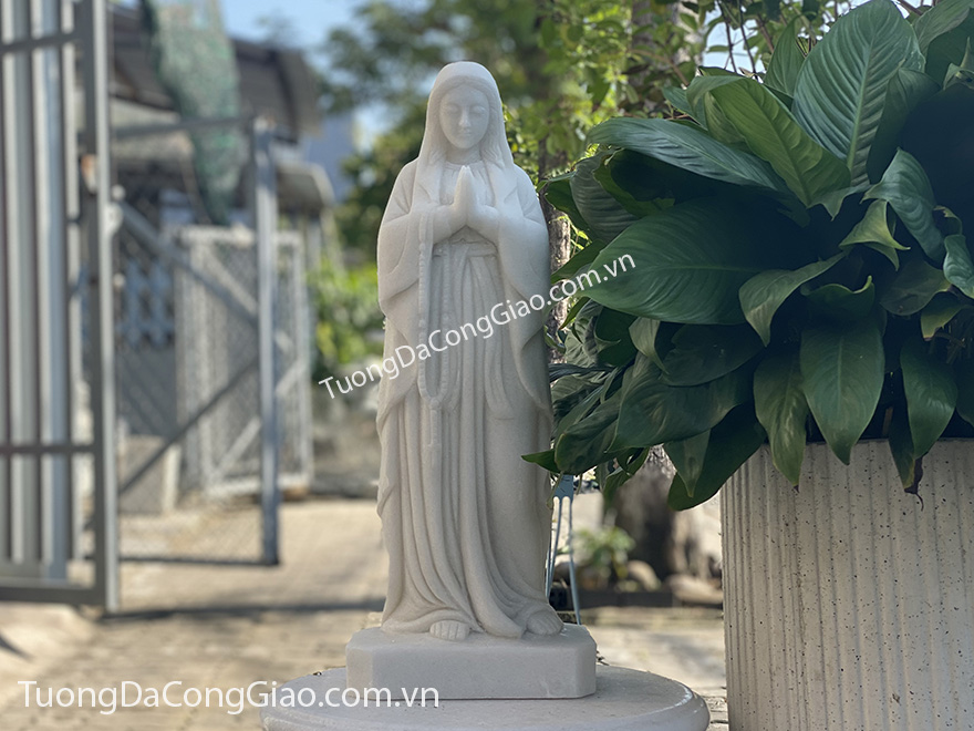 tượng đức mẹ maria bằng đá